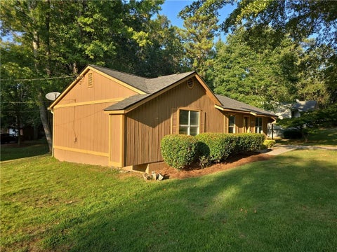 Homes For Sale - 3118 Caliente Lane<br/> Rex, GA 30273