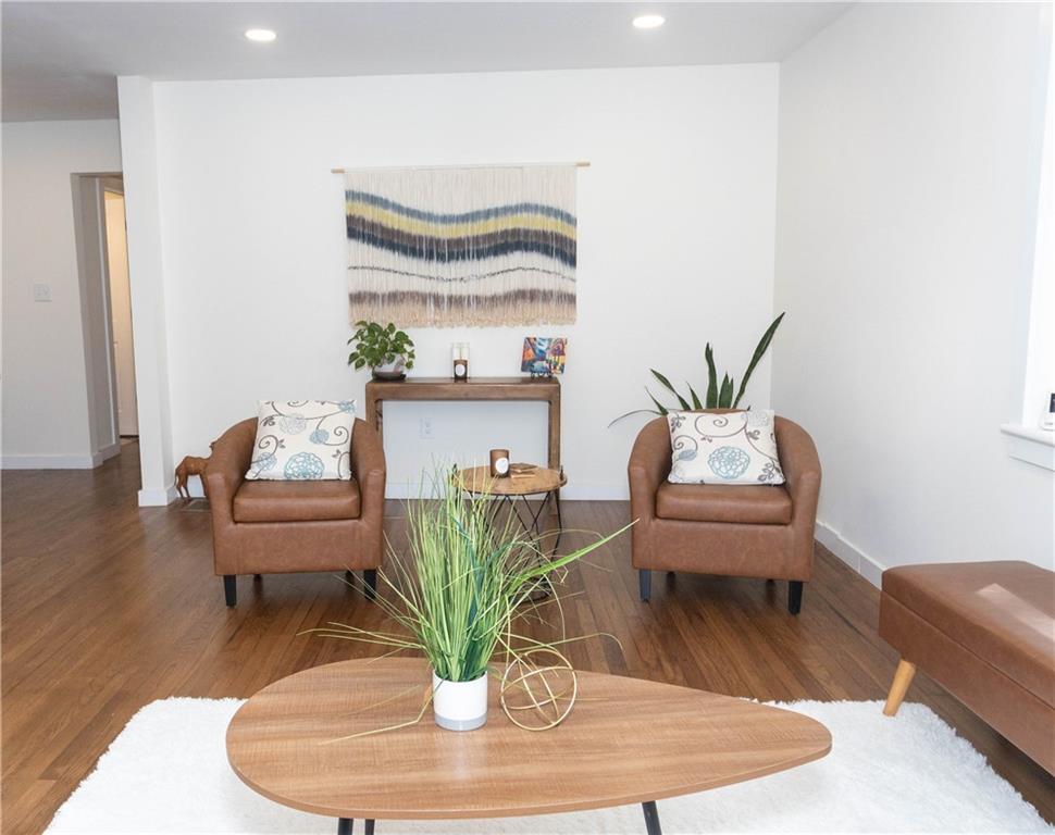 2425 Hillside Avenue