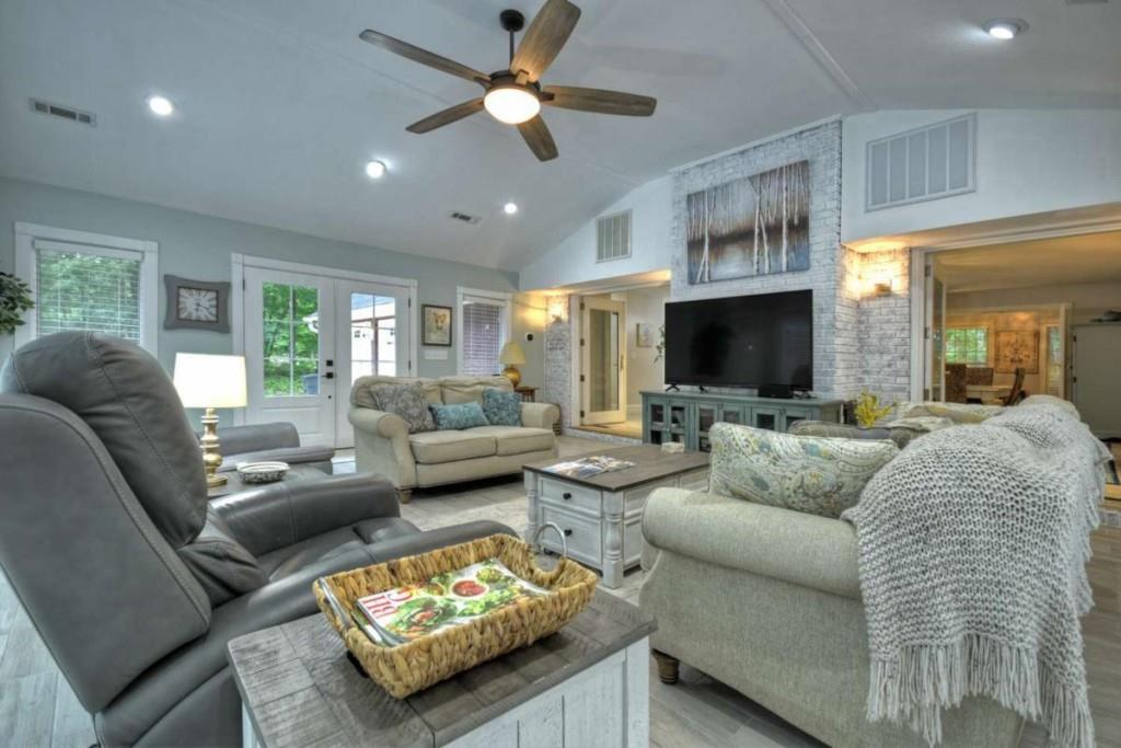 76 White Oak Drive, Blue Ridge, Georgia image 16