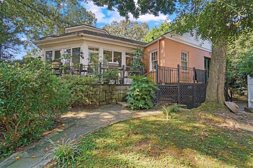 3061 Peachtree Drive NE