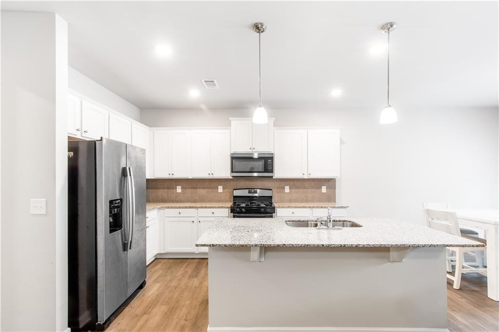 166 Woodhouse Circle