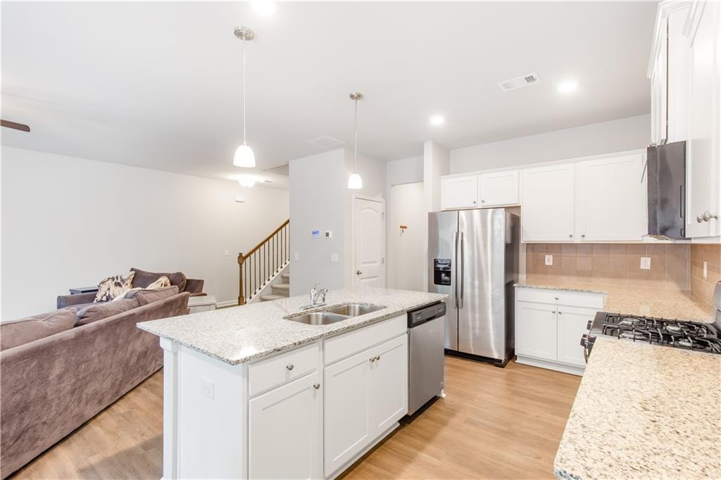 166 Woodhouse Circle