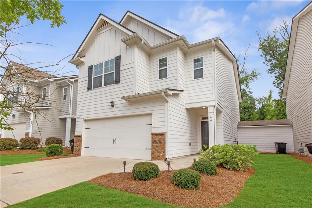 166 Woodhouse Circle
