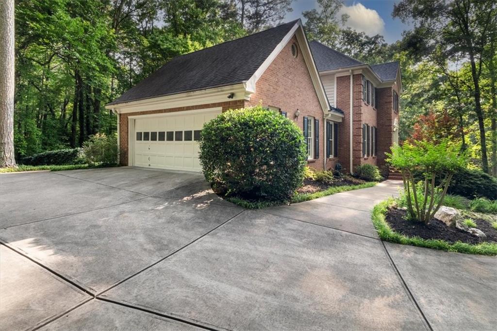 127 ROE HAMPTON LN Lane