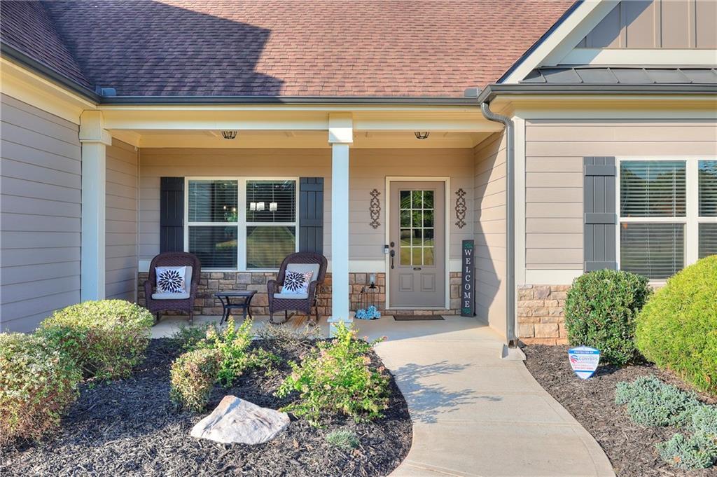 498 Clover Drive