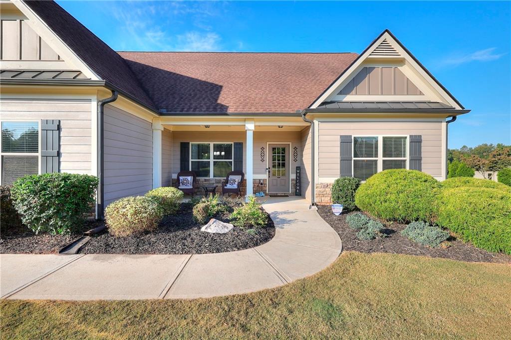 498 Clover Drive