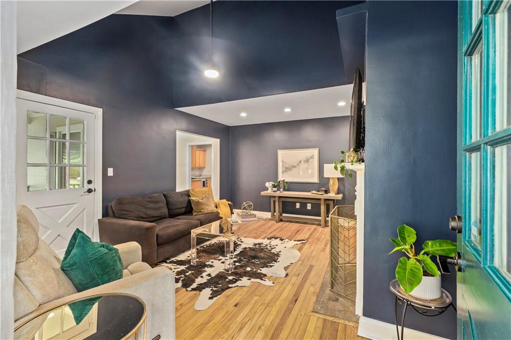 1634 Glenwood Avenue SE