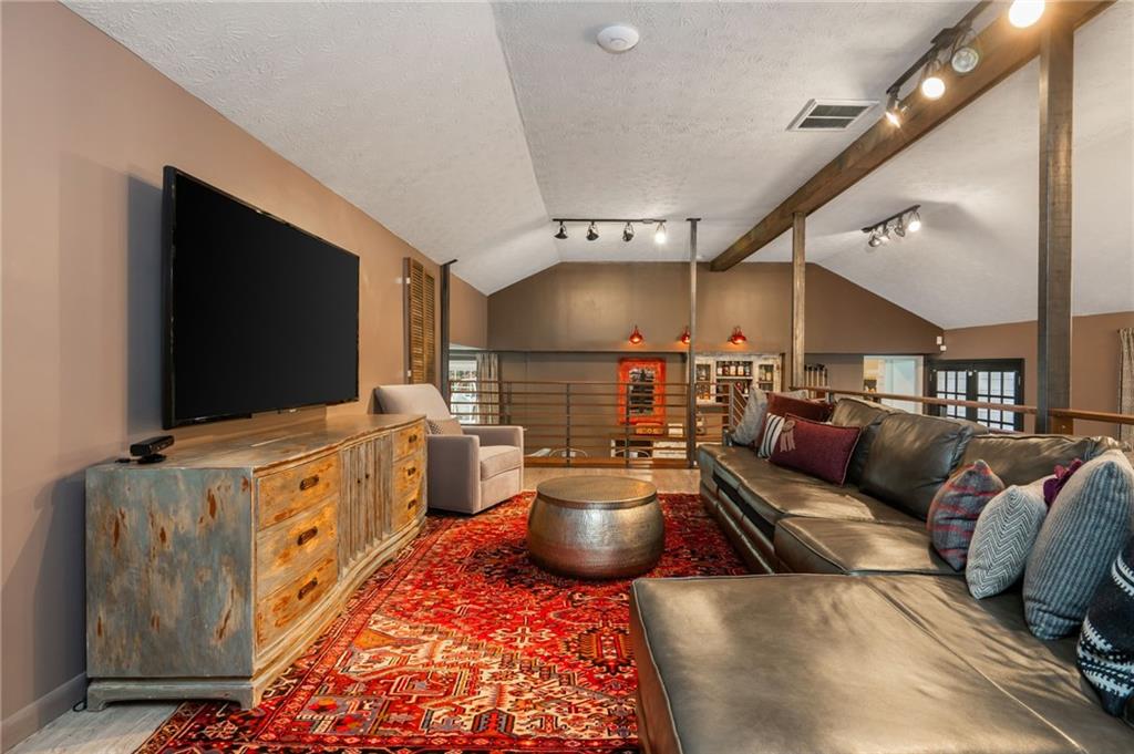 Chimney Springs - Residential