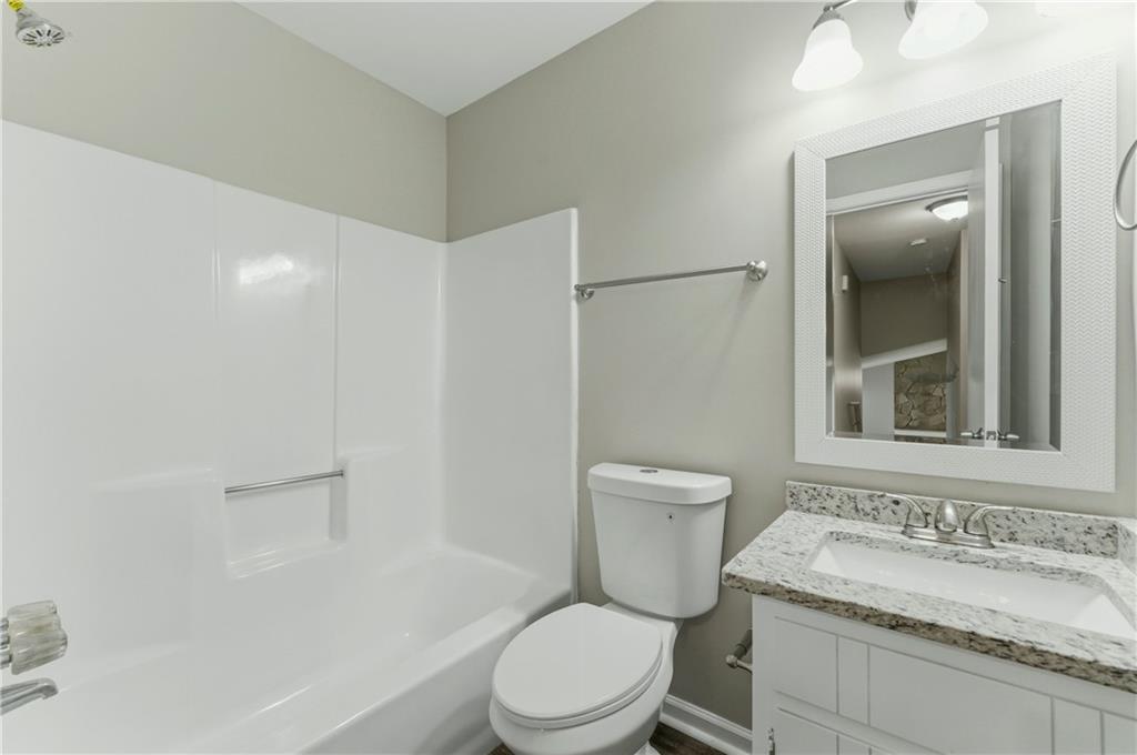 615 Hickory Nobb