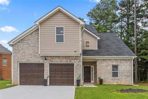 Homes For Sale - 3405 Summer Brooke Way<br/> Union City, GA 30291