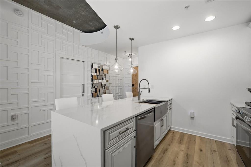 400 W Peachtree Street NW 705