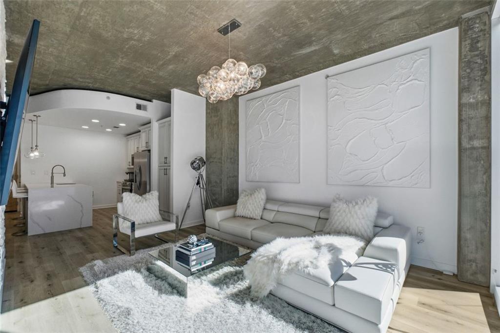 400 W Peachtree Street NW 705