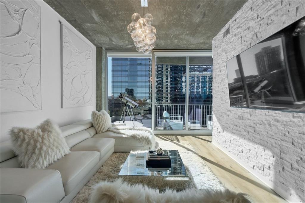 400 W Peachtree Street NW 705