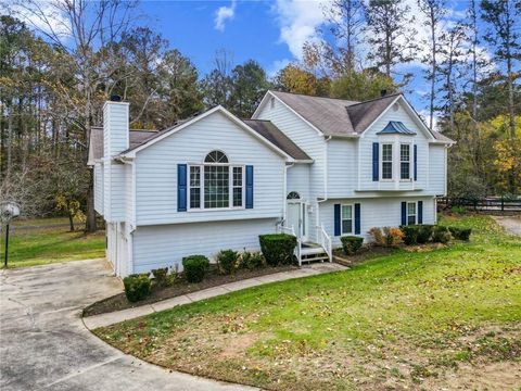 Homes For Sale - 3916 Marguerite Drive<br/> Acworth, GA 30101