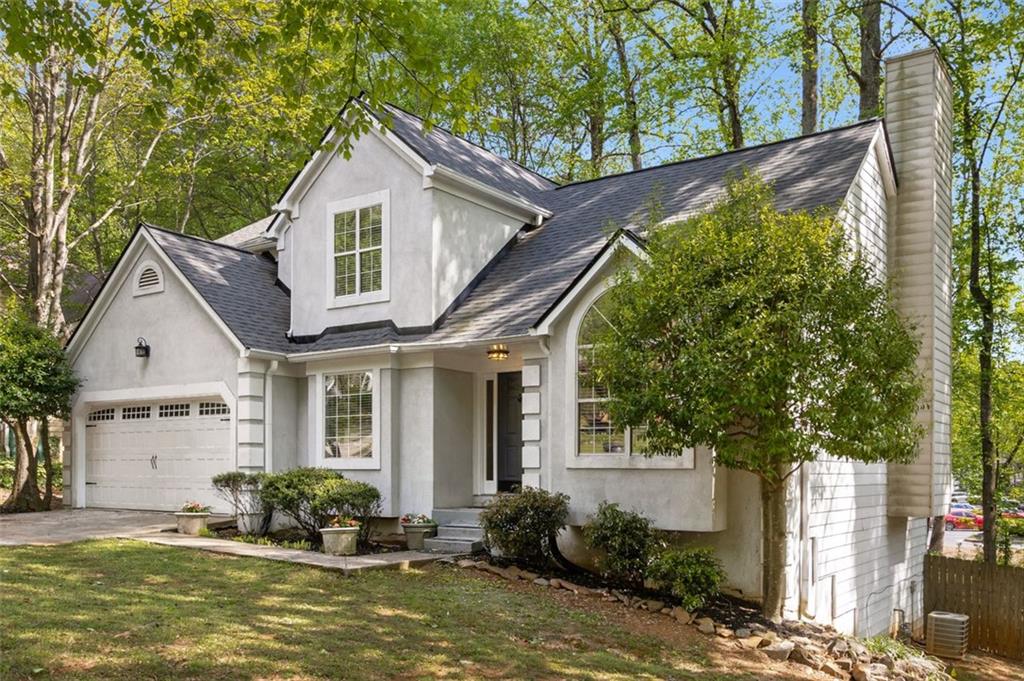1200 Taylor Oaks Drive, Roswell, Georgia image 2