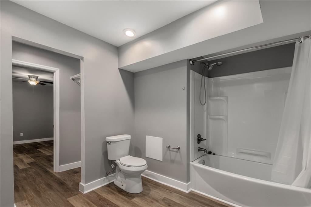 1200 Taylor Oaks Drive, Roswell, Georgia image 39