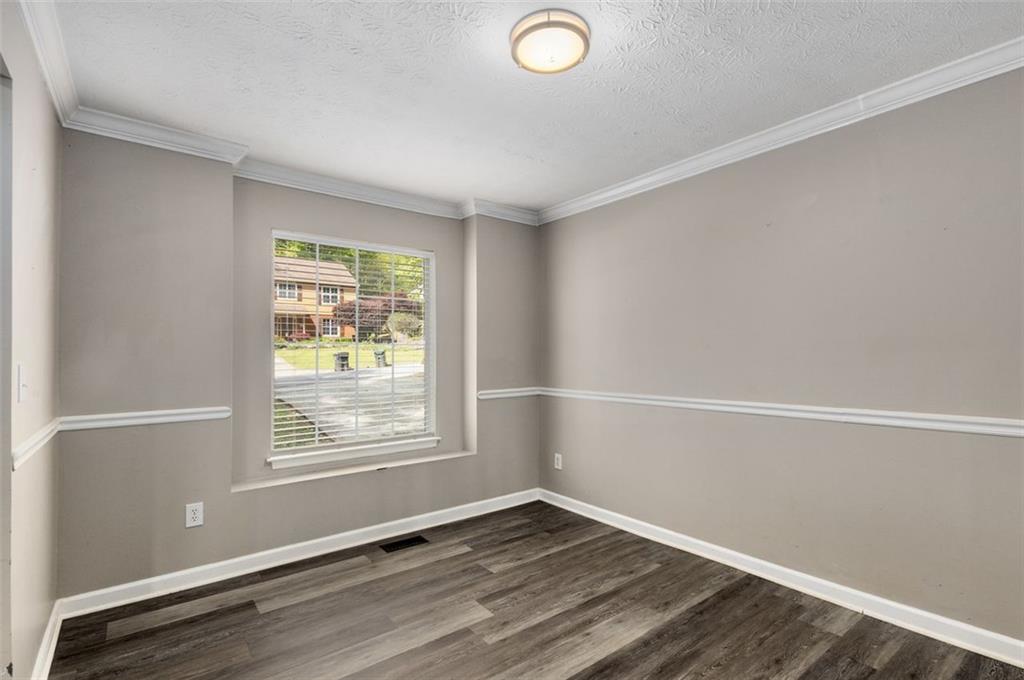 1200 Taylor Oaks Drive, Roswell, Georgia image 13