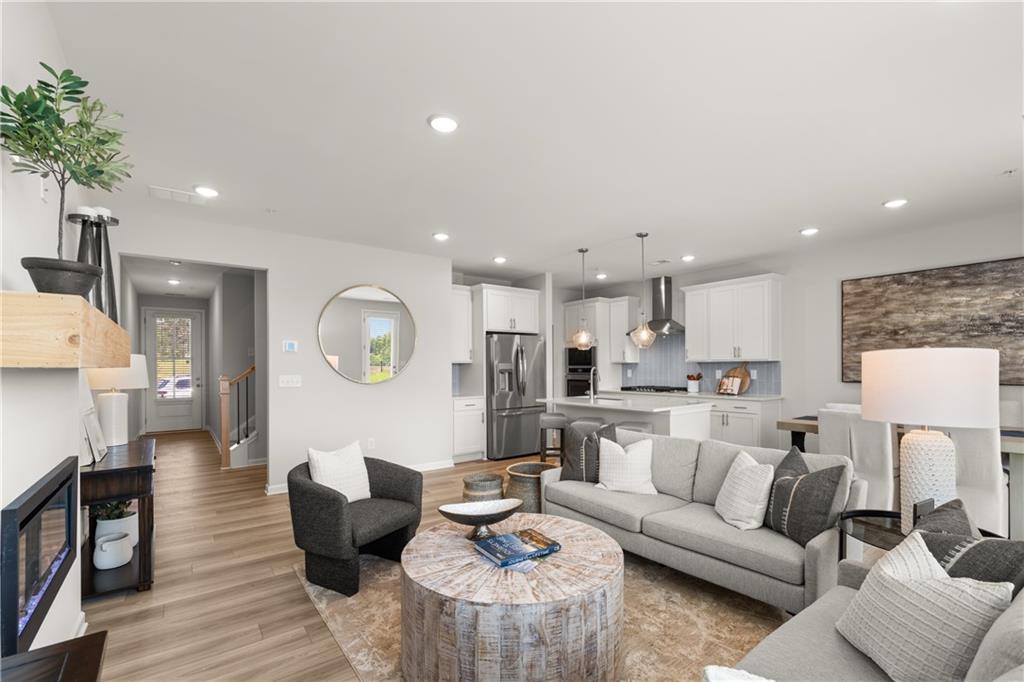6220 Molo Lane 658