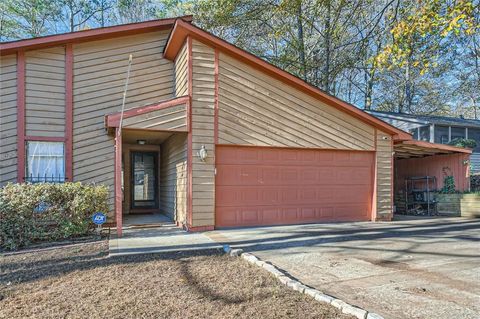 A home in Lilburn