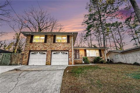 Photo of 2494 Glenrock Drive, Decatur, GA 30032 (MLS # 7706991)