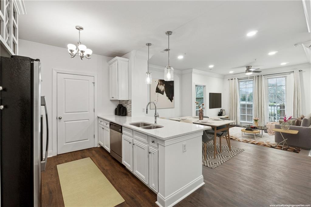 901 Abernathy Road NE 3200