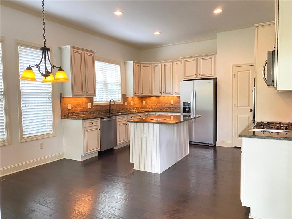 2880 Parkview Pass SE