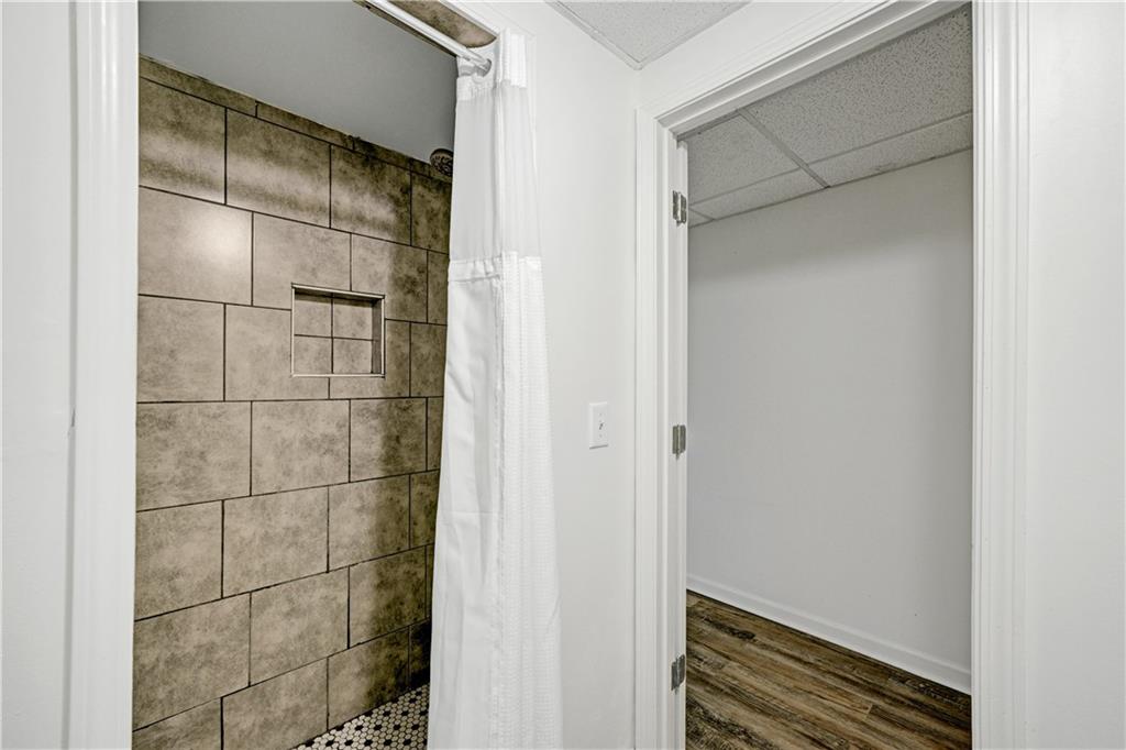 5421 Amherst Way, Flowery Branch, Georgia image 20