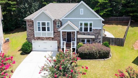 Homes For Sale - 4894 Clarkstone Drive<br/> Hall County, Flowery Branch, GA 30542