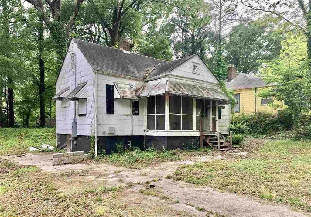 GROVE PARK! Calling ALL INVESTORS & SAVVY OWNER OCCUPANTS!!! Property sits on a CORNER LOT & ZONED R5. Rehabbing, Renovations & New Construction happening in the area 600K+. Bring your own Builder or use our Builder. You don't want to miss this Opportunity. Minutes from the Beltline and Midtown. Property sold AS-IS, No Seller Disclosure. Persons entering these premises do so at their own risk. Use Showingtime for appointment.