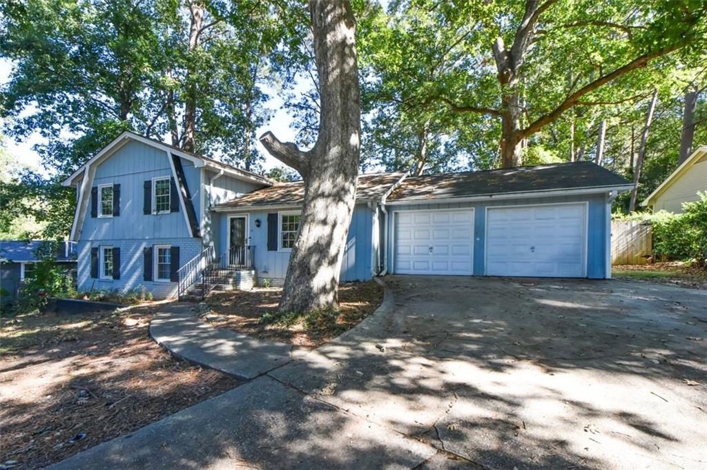 2728 Rosemont Drive