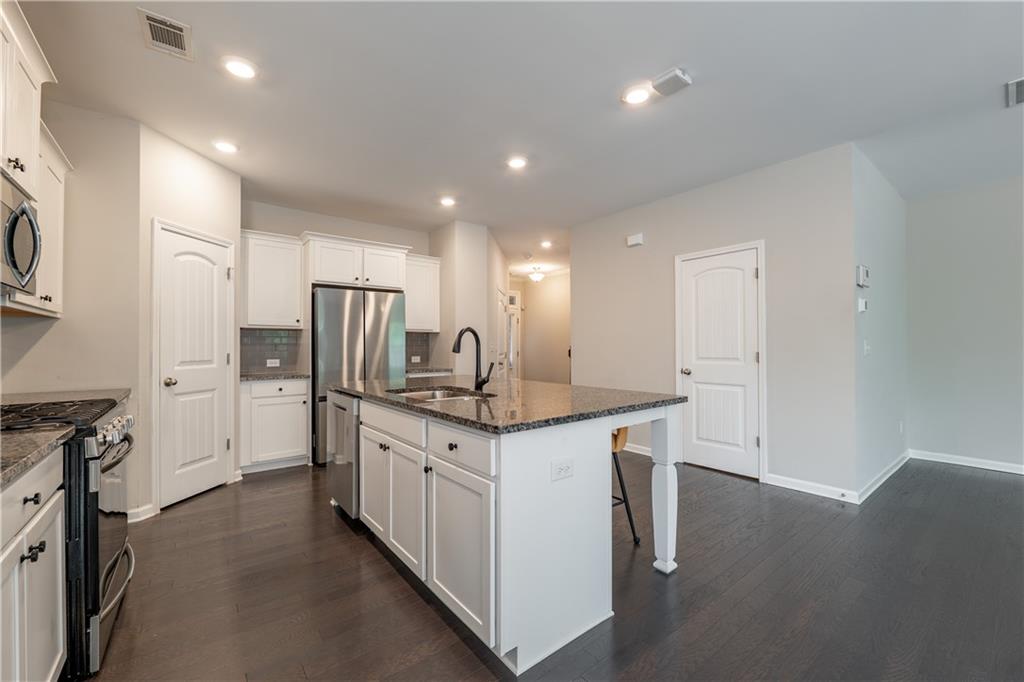 4360 Lanier Park Drive