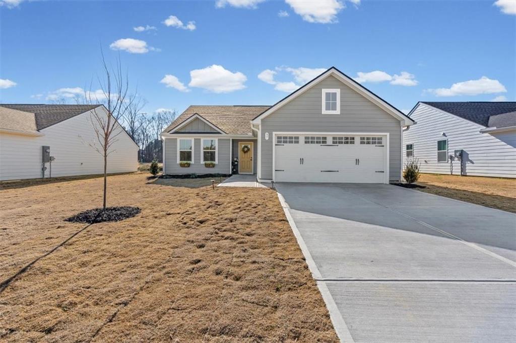 37 Summer Club Boulevard NW