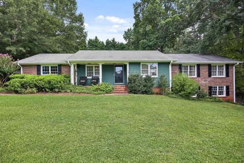 Homes For Sale - 462 Stewart Avenue<br/> Marietta, GA 30064