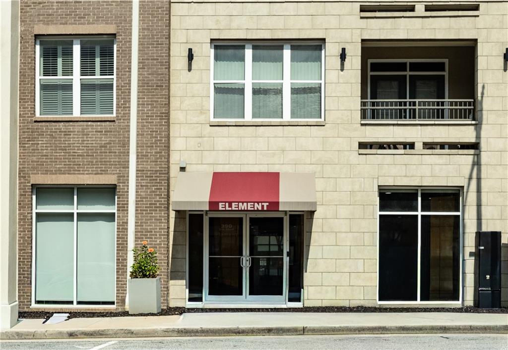 390 17th Street NW 4018