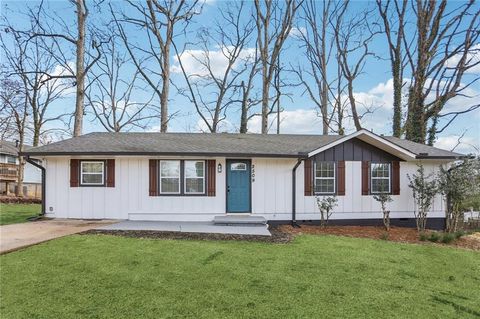 Homes For Sale - 2509 Bonita Court<br/> Morrow, GA 30260