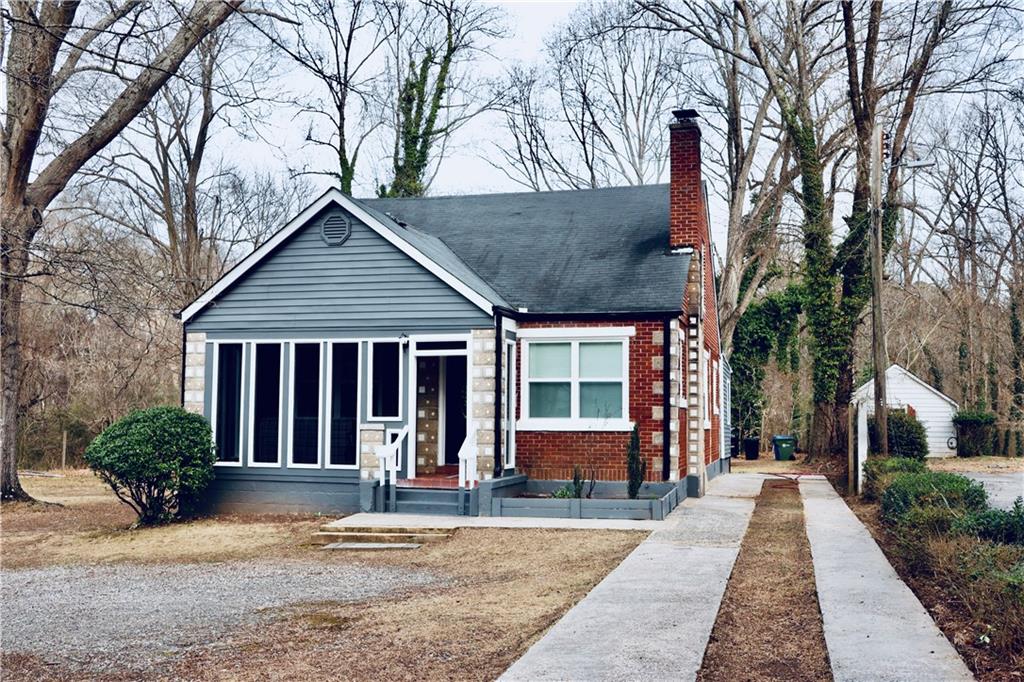 1526 Childress Drive SW