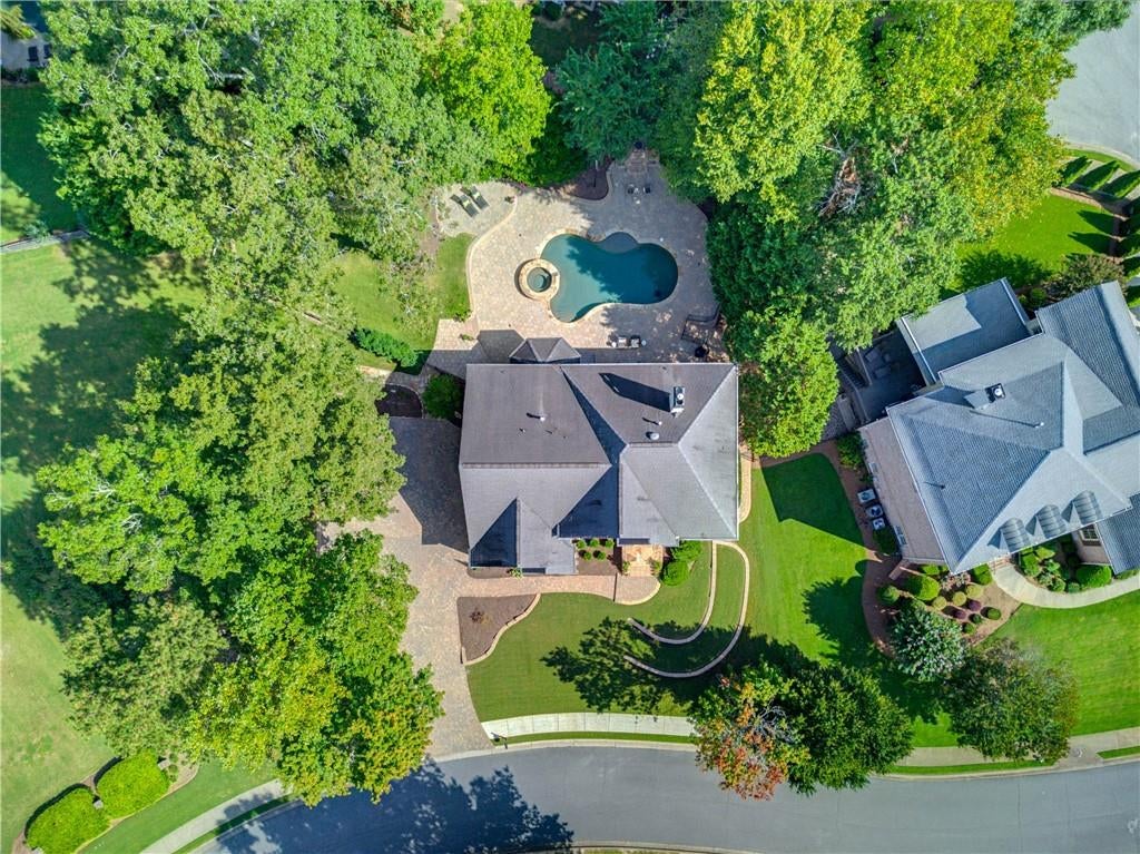 565 Greenview Terrace