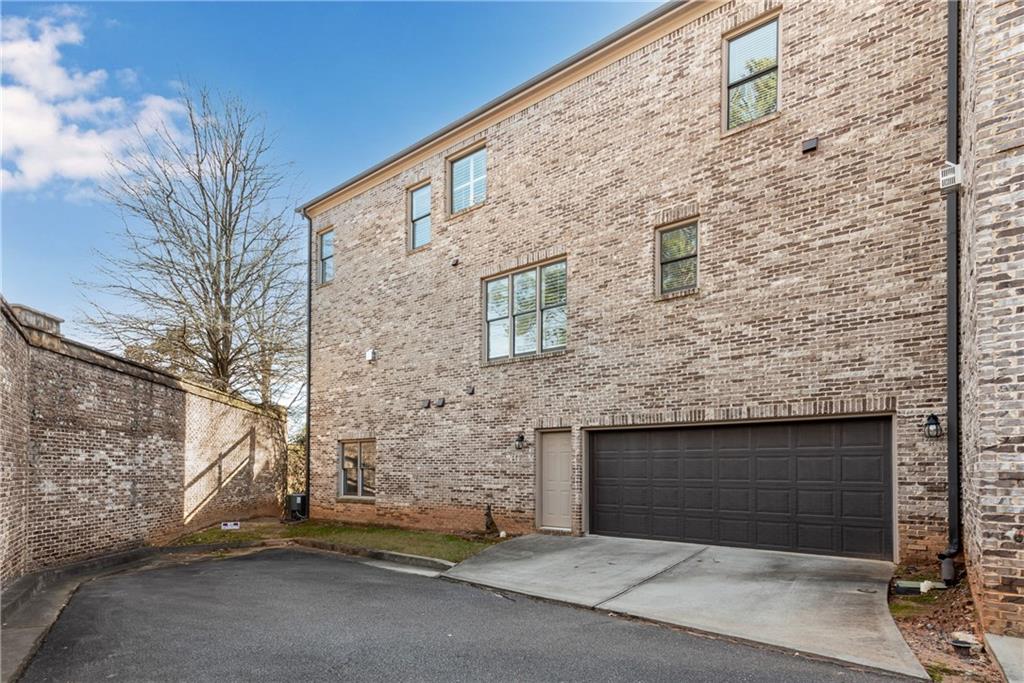 2880 Stonehall Court #2, Atlanta, Georgia image 34