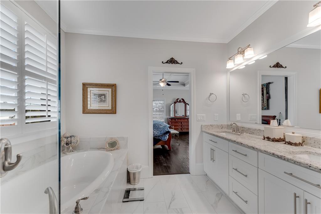 2880 Stonehall Court #2, Atlanta, Georgia image 20