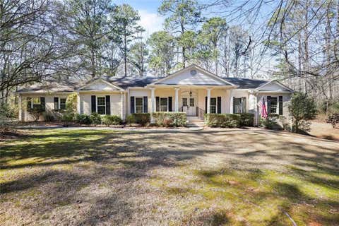 Homes For Sale - 4505 Cochran Mill Road<br/> Fairburn, GA 30213