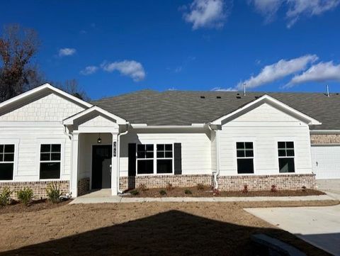 A home in Powder Springs