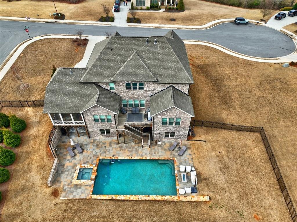 5540 Wood Falls Drive