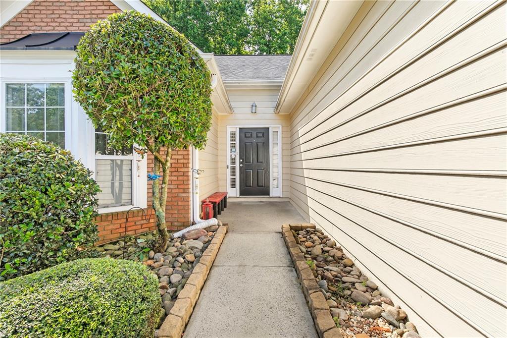 2700 White Blossom Lane