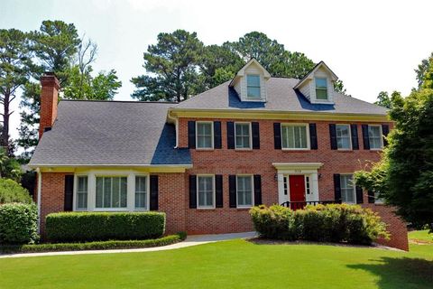 914 Newcastle Drive Lilburn GA 30047