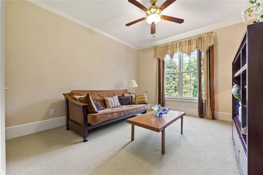 Atlanta, Georgia 30331, United States, 5 Bedrooms Bedrooms, ,4 BathroomsBathrooms,Residential,Pending,209910