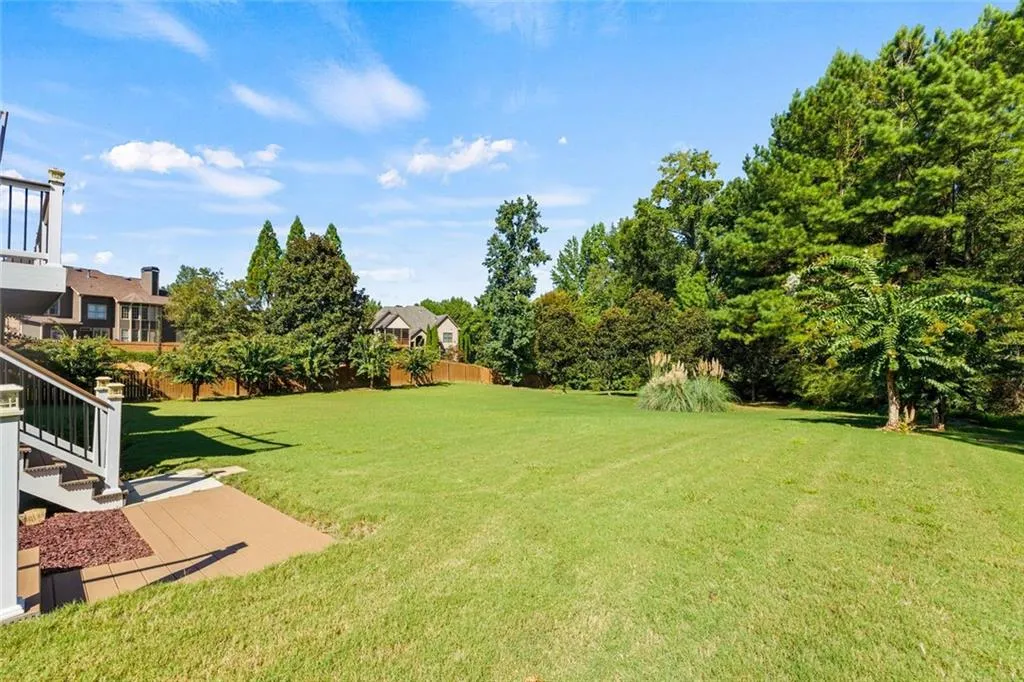 Atlanta, Georgia 30331, United States, 5 Bedrooms Bedrooms, ,4 BathroomsBathrooms,Residential,Pending,209910