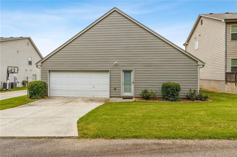 A home in Hoschton