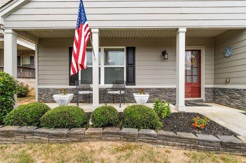 A home in Hoschton