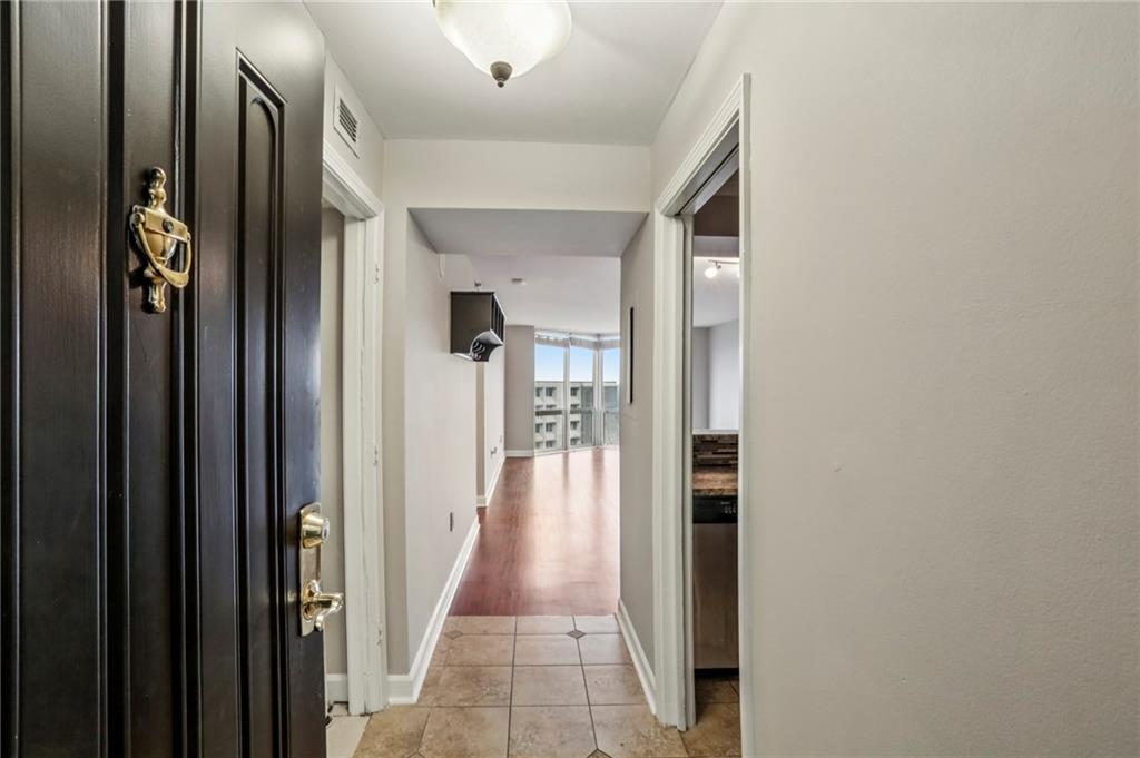 2870 Pharr Court South NW 1407