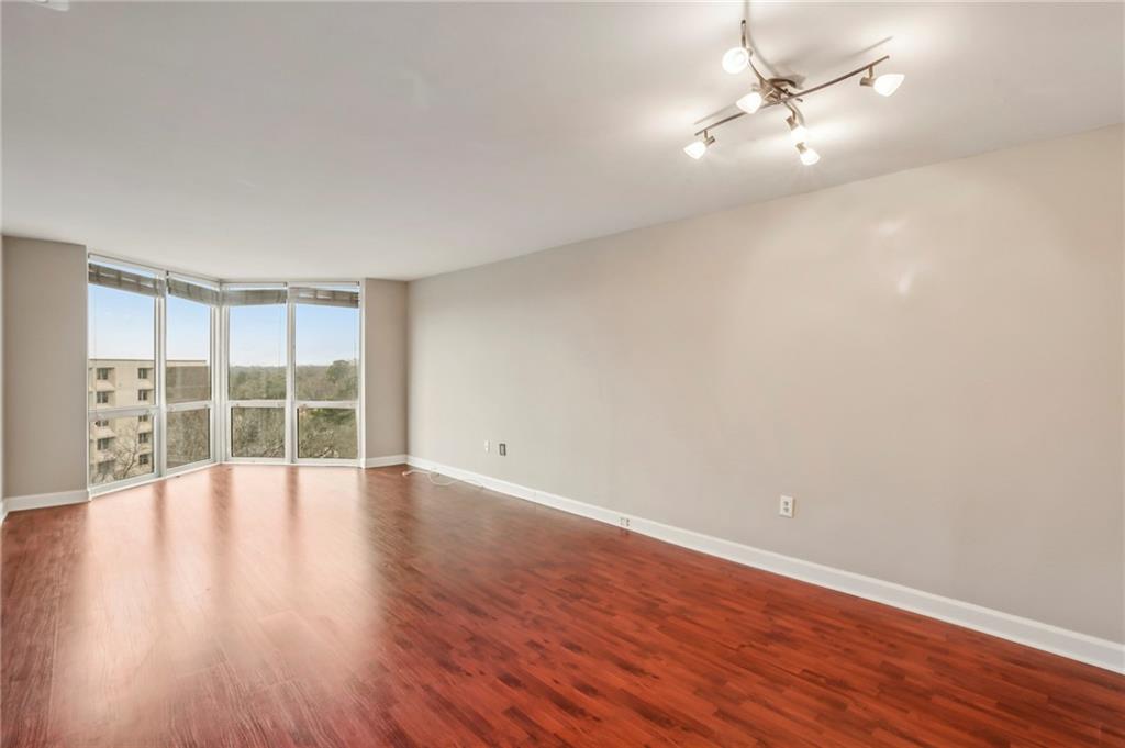 2870 Pharr Court South NW 1407